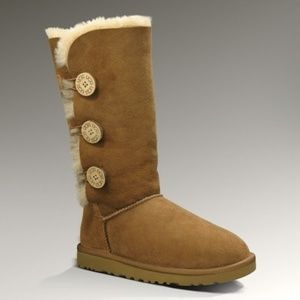 UGG Bailey Button Triplet Boot